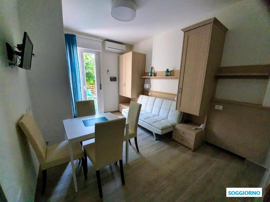 B&B Airone Cervia - Camere E Appartamenti Kültér fotó