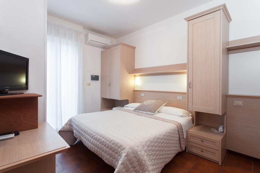 B&B Airone Cervia - Camere E Appartamenti Kültér fotó