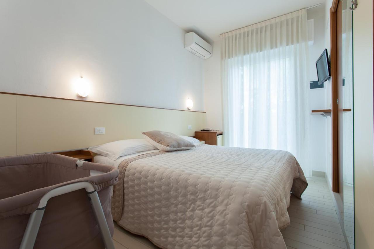 B&B Airone Cervia - Camere E Appartamenti Kültér fotó